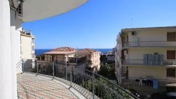 Solaro 53 Apartments | Liguria - Imperia (il) - Sanremo