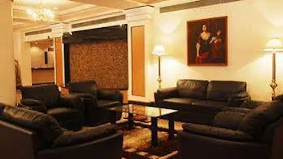 Hotel Inder Residency | Gujarat - Ahmedabad Bölgesi - Ahmedabad - Ahmedabad Kent Merkezi