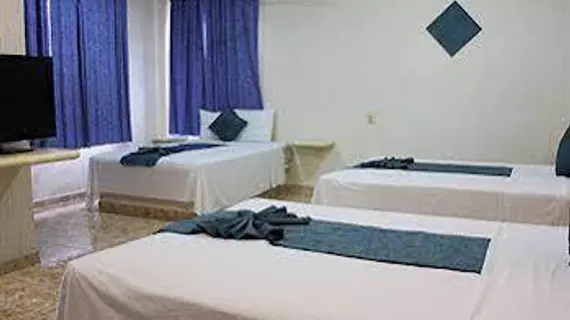 Hotel Nautilus | Quintana Roo - Solidaridad - Playa del Carmen - Centro