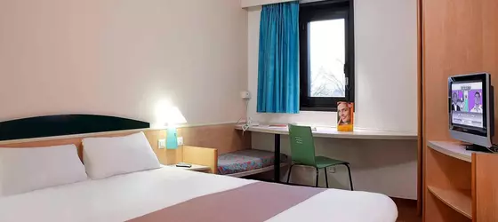 ibis Evry | Ile-de-France - Essonne (bölge) - Courcouronnes