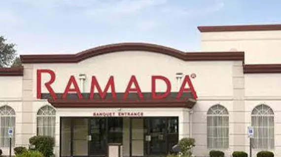 Ramada Hotel & Suites Glendale Heights | İllinois - Glendale Heights