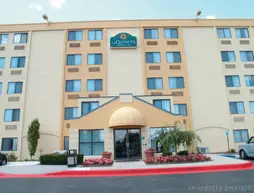 La Quinta Inn & Suites Baltimore North/White Marsh | Maryland - Baltimore (ve civarı) - Rosedale