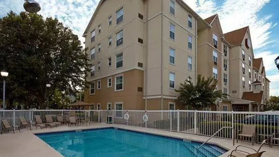 TownePlace Suites by Marriott Orlando East/UCF Area | Florida - Orlando (ve civarı) - Orlando