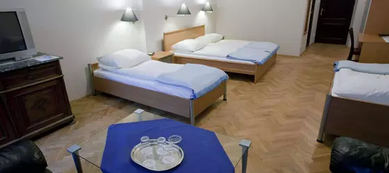 Hotel Floryan Old Town | Küçük Polonya Voyvodalığı - Krakow (ve civarı) - Krakow - Stare Miasto