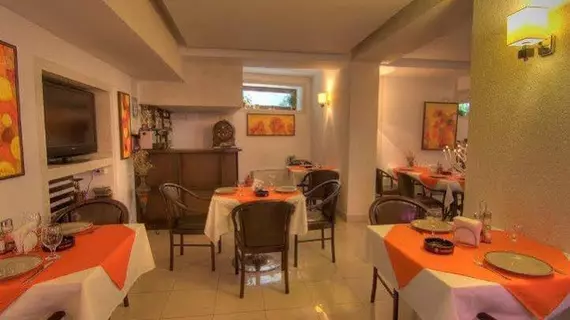 Hotel Razvan | Bükreş (ve civarı) - Sektör 2