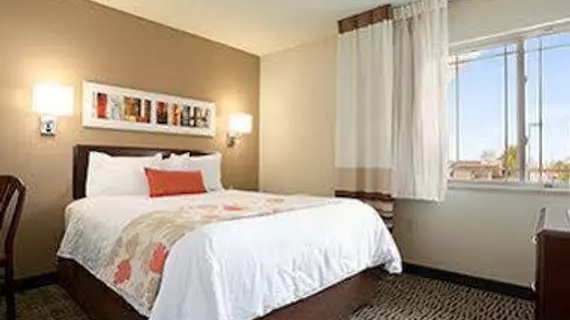 Hawthorn Suites by Wyndham Denver Tech Center | Kolorado - Denver (ve civarı) - Centennial