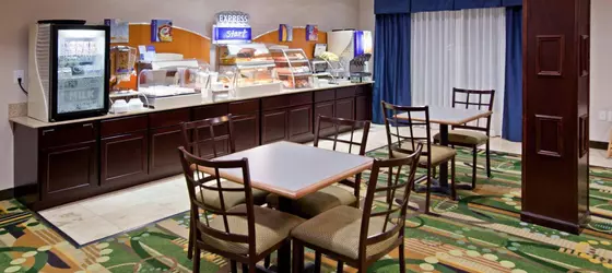 Holiday Inn Express Hotel & Suites | Indiana - Indianapolis (ve civarı) - Shelbyville