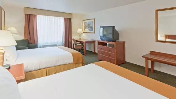 Holiday Inn Express Hotel & Suites Lancaster-Lititz | Pensilvanya - Lancaster (ve civarı) - Lititz