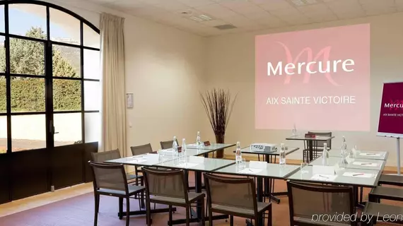 Mercure Aix-En-Provence Sainte-Victoire | Provence - Alpes - Cote d'Azur - Bouches-du-Rhone (bölge) - Aix-en-Provence (ve civarı) - Chateauneuf-le-Rouge