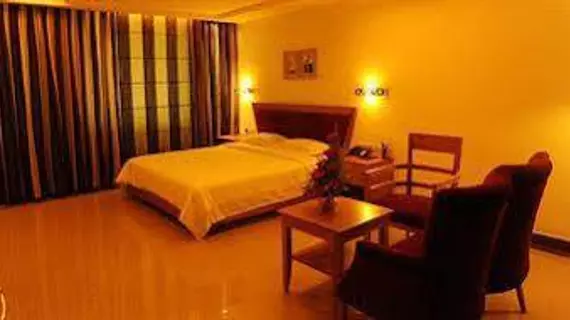 Biverah Hotel & Suites | Kerala - Thiruvananthapuram Bölgesi - Thiruvananthapuram - Kumarapuram