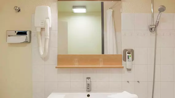 ibis Styles Aix les Bains | Auvergne-Rhone-Alpes - Savoie (bölge) - Aix-les-Bains (ve civarı) - Aix-les-Bains