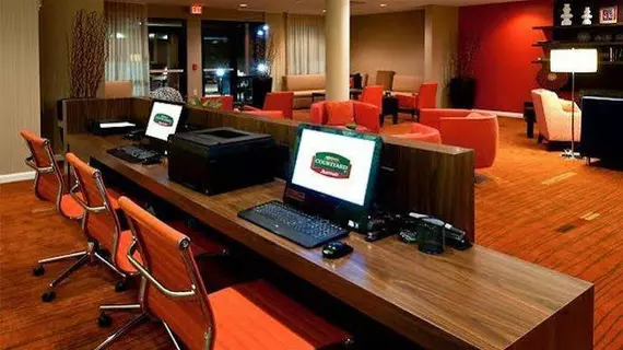 Courtyard by Marriott Alexandria | Louisiana - Alexandria (ve civarı) - Alexandria