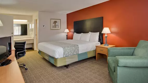 La Quinta Inn Tampa Near Busch Gardens | Florida - Tampa (ve civarı) - Tampa