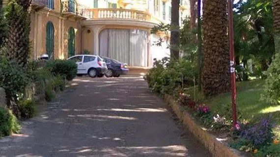 Grand Hotel De Londres | Liguria - Imperia (il) - Sanremo