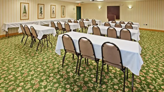 Country Inn & Suites by Carlson - Indianapolis Airport South | Indiana - Indianapolis (ve civarı) - Indianapolis