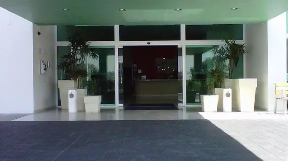 Holiday Inn Express Guadalajara Iteso | Jalisco - Guadalajara (ve civarı) - Guadalajara