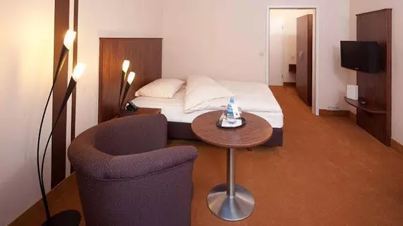 Best Western Plus Hotel Fellbach-Stuttgart | Baden-Wuerttemberg - Rems-Murr-Kreis - Stuttgart (ve civarı) - Fellbach