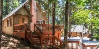 Knotty Pines Cabins