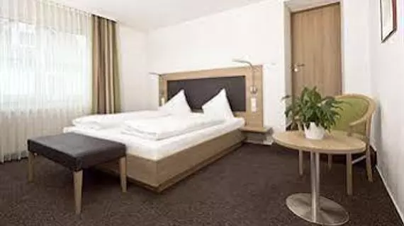 Hotel Krauthof | Baden-Wuerttemberg - Rems-Murr-Kreis - Stuttgart (ve civarı) - Ludwigsburg - Hoheneck