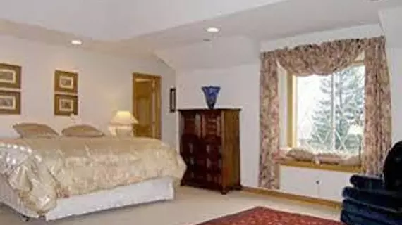 Mt. Scott Manor Bed and Breakfast | Oregon - Portland (ve civarı) - Happy Vadisi