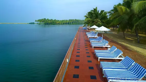 Estuary Island | Kerala - Thiruvananthapuram Bölgesi - Neyyattinkara - Pūvār