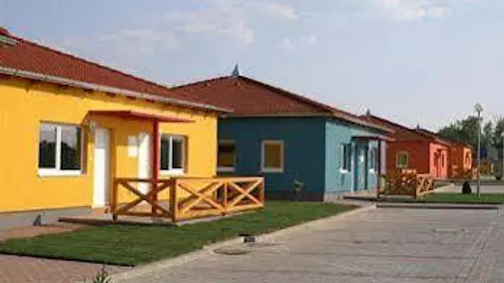 Holiday Village Senec | Bratislava - Boldog