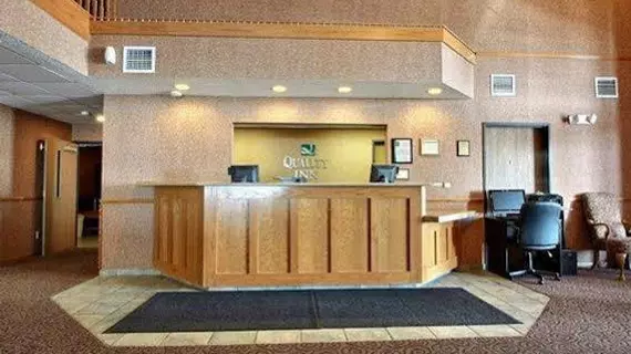 Quality Inn Mineral Point | Wisconsin - Dodgeville (ve civarı) - Mineral Point