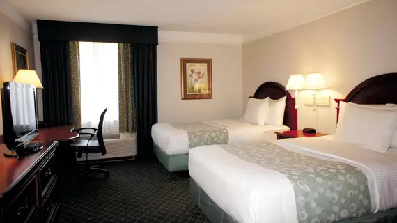 La Quinta Inn and Suites Round Rock South | Teksas - Austin (ve civarı) - Austin