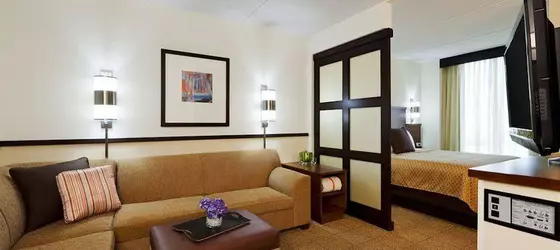 Hyatt Place Garden City | New York - Garden City - East Garden City