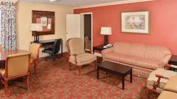 Holiday Inn Express & Suites Shreveport - Downtown | Louisiana - Bossier Parish - Shreveport (ve civarı) - Shreveport