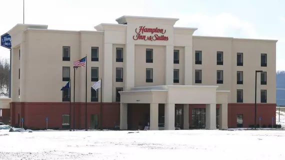 Hampton Inn & Suites Wilder | Kentucky - Covington (ve civarı) - Wilder