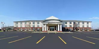 Holiday Inn Express Hotel & Suites Fort Atkinson