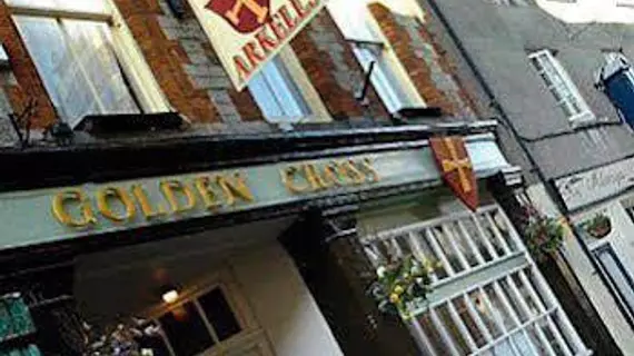 The Golden Cross Inn | Gloucestershire (kontluk) - Cotswold District - Cirencester