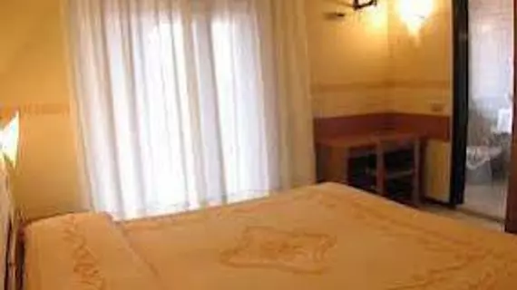 Hotel Ganfo | Lombardy - Brescia (il) - Sirmione