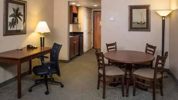 Holiday Inn Express & Suites - Bradenton East-Lakewood Ranch | Florida - Sarasota (ve civarı) - Bradenton