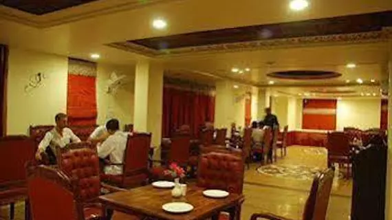 Hotel Royal Sheraton | Racastan - Jaipur Bölgesi - Jaipur