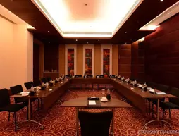 Golden Tulip Gurgaon | Haryana - Gurugram (ve civarı) - Gurugram