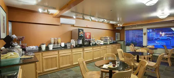 Best Western Plus Edgewater Hotel | Alaska - Seward