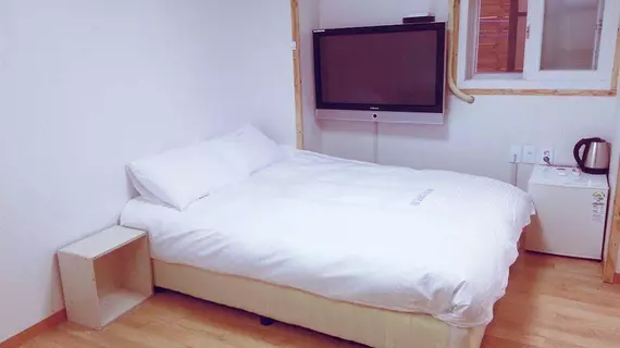 IU Guesthouse | Gyeonggi - Seul (ve civarı) - Seul - Myeongdong