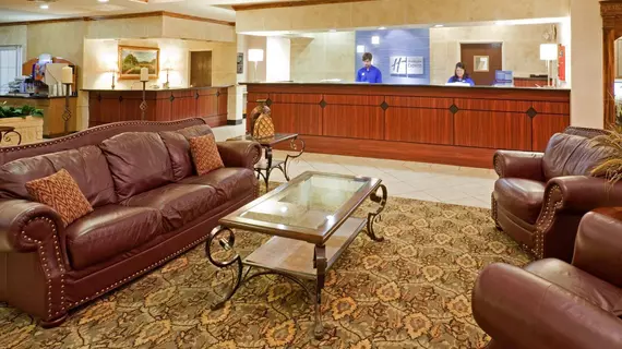 Country Inn & Suites by Radisson, Austin North (Pflugerville), TX | Teksas - Austin (ve civarı) - Austin - Wells Branch