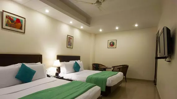 Hotel Maya Cottage | Batı Delhi - Ulusal Eyalet Başkenti Delhi - Delhi (ve civarı) - Yeni Delhi - Paharganj