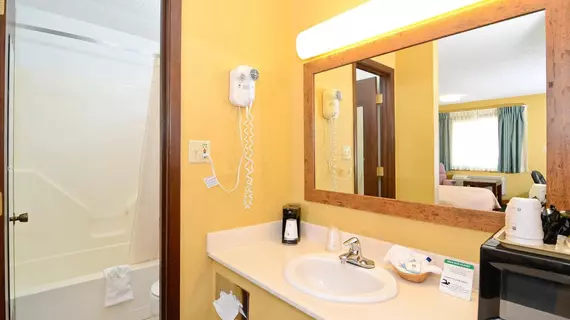 Americas Best Value Inn | Kansas - Iola (ve civarı) - Iola