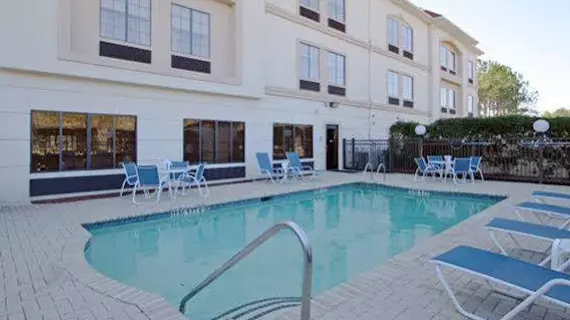 Comfort Inn & Suites Savannah Airport | Georgia - Savannah (ve civarı) - Savana