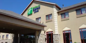 Holiday Inn Express & Suites - Olathe North