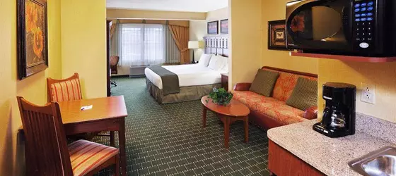 The Q Hotel & Suites | Missouri - Springfield (ve civarı) - Springfield