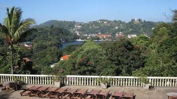 Thilanka Hotel | Merkez Vilayet - Kandy Bölgesi - Kandy