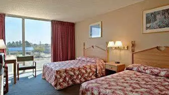 Days Inn by Wyndham Arlington Six Flags/AT&T Stadium | Teksas - Dallas (ve civarı) - Arlington