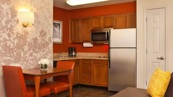 Residence Inn Greenbelt | Maryland - College Park (ve civarı) - Greenbelt