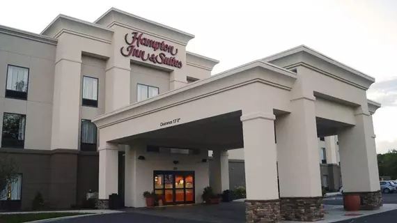 Hampton Inn and Suites New Hartford/Utica | New York - Utica (ve civarı) - New Hartford