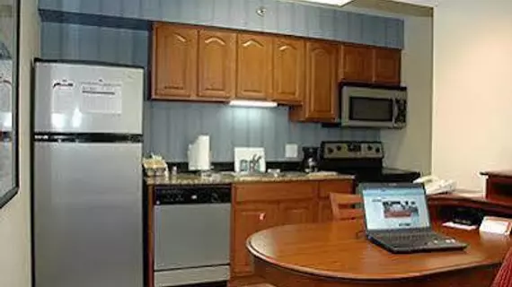 Residence Inn Miami Airport/Doral Area | Florida - Miami (ve civarı) - Doral